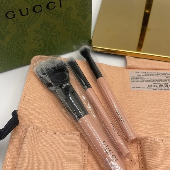 Gucci Makeup Brush Set with Case